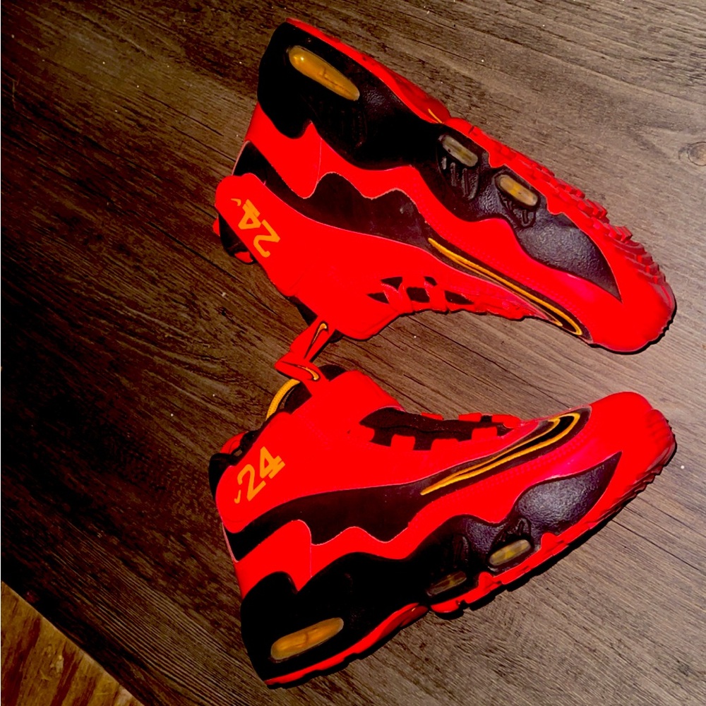 Nike Air Griffey Max 1 Red Crimson